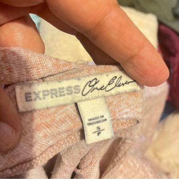Express Open Back Tee Shirt In Pale Pink Size Small - Picture 4 of 4
